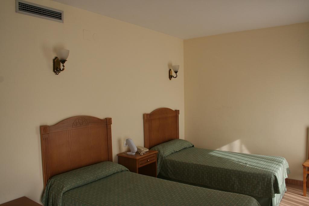 Hotel Austria 76 Sagunto Chambre photo